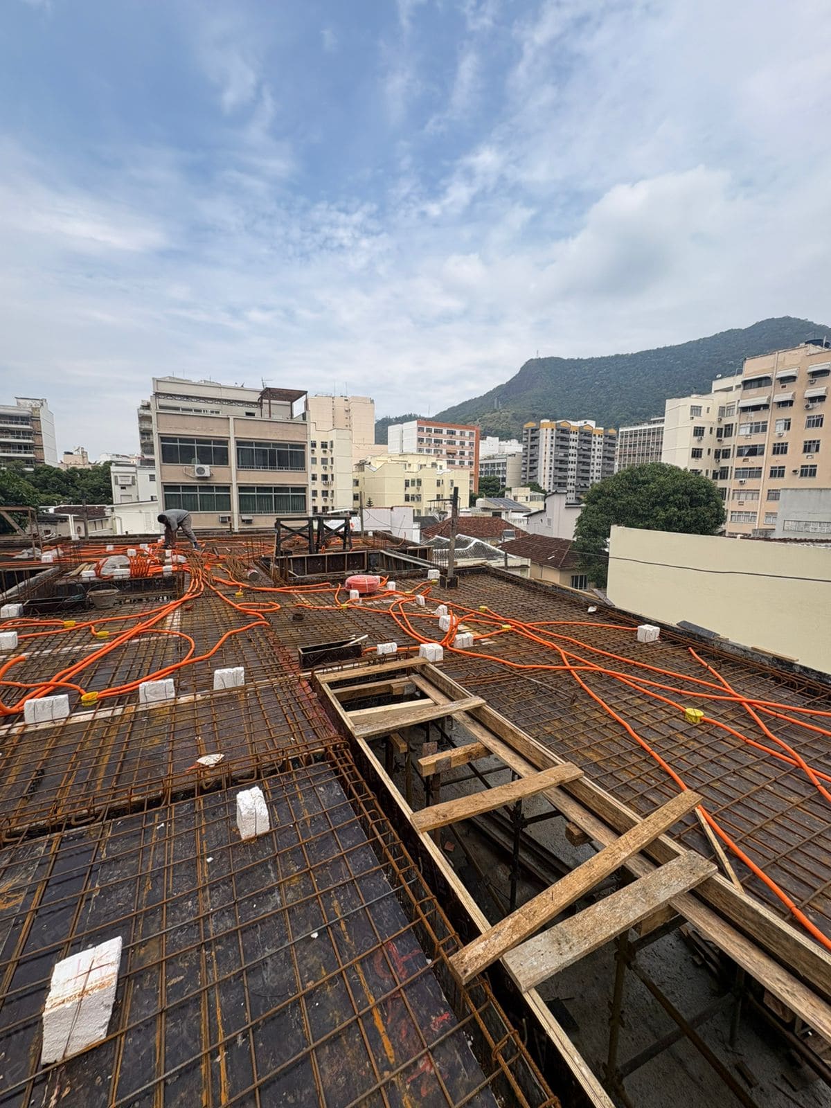 WhatsApp Image 2025-10-28 at 14.34.51 (1)